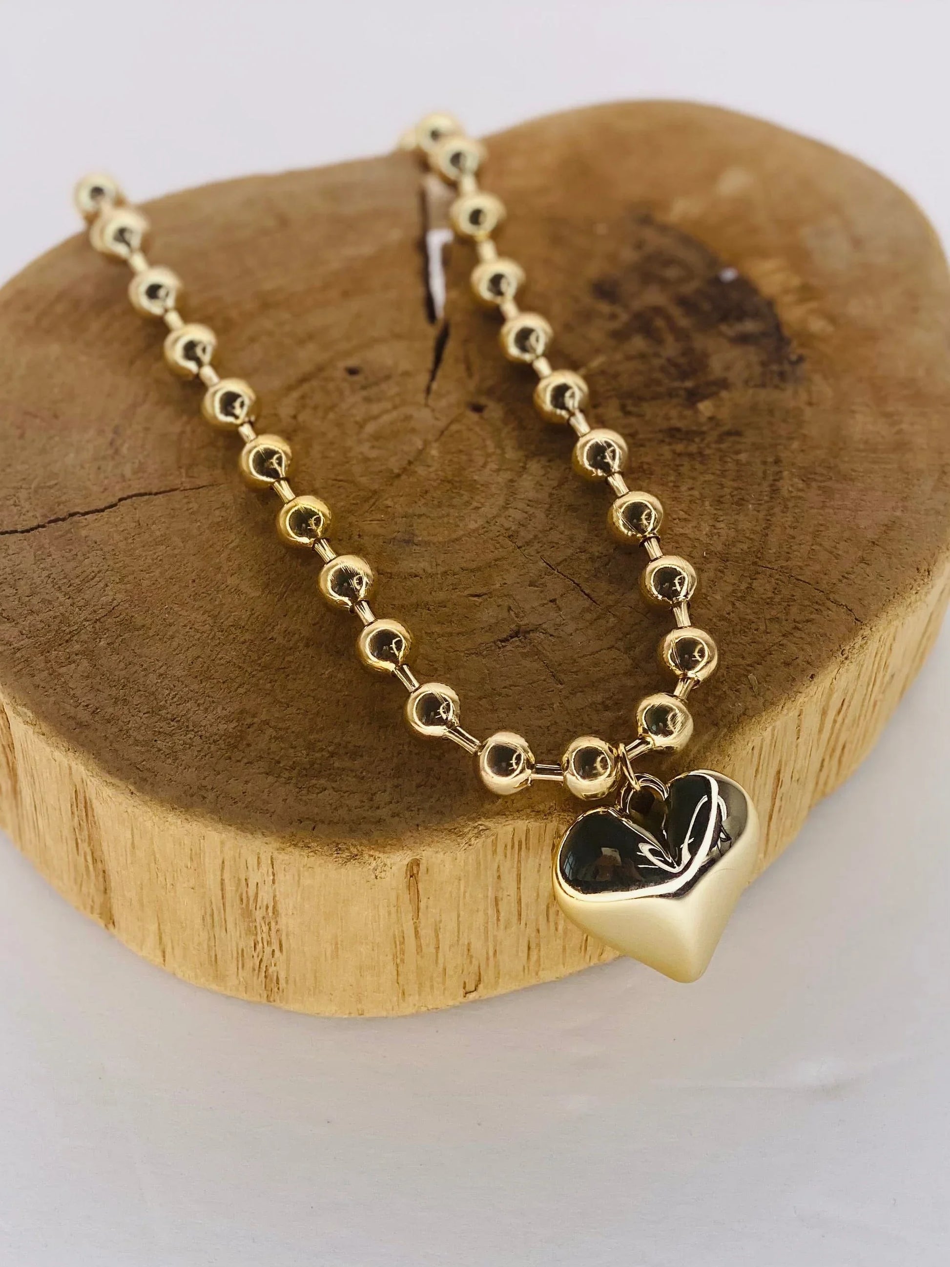 Necklaces Averi Heart Necklace