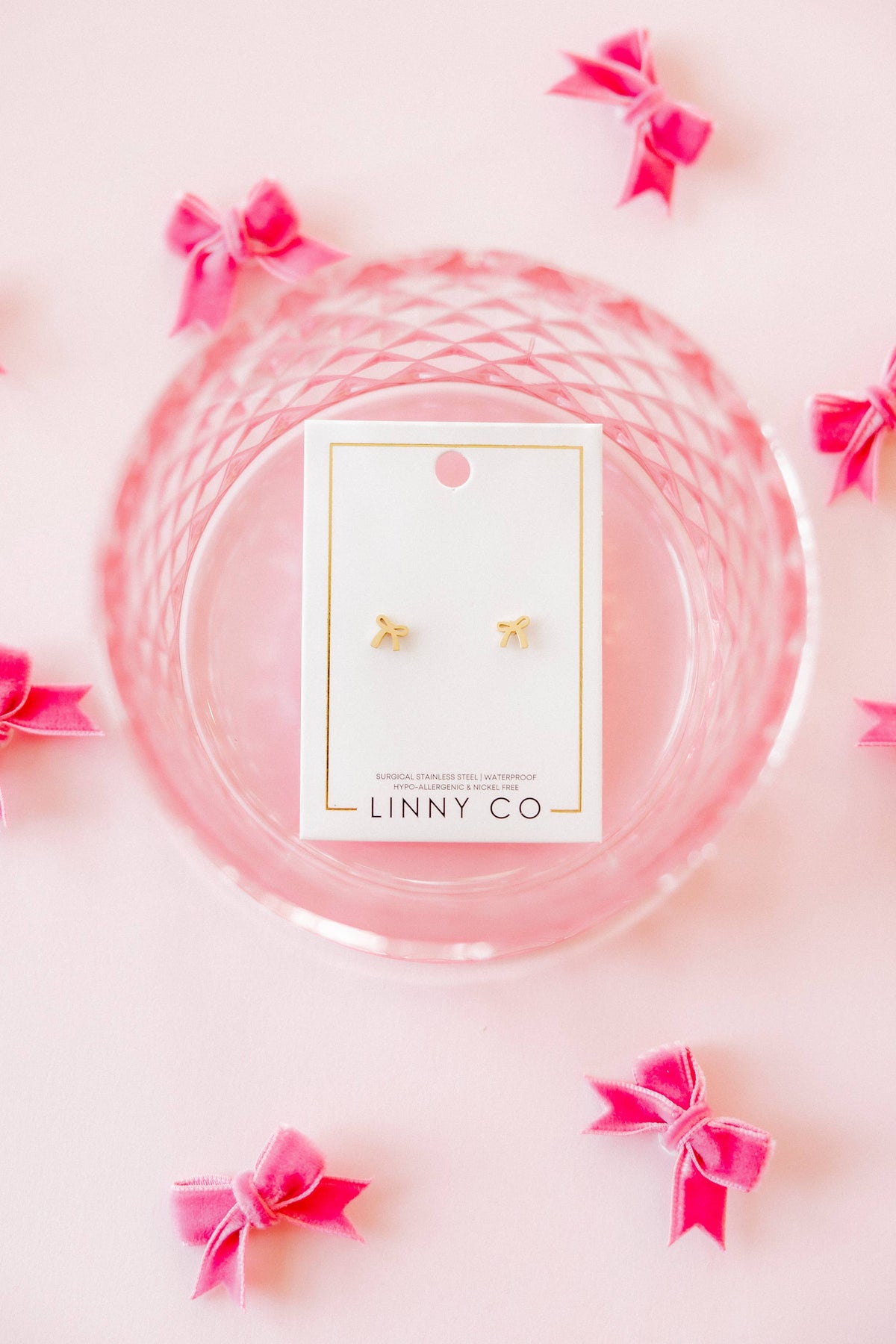 Screwback Stud Earrings - Ruby Bow