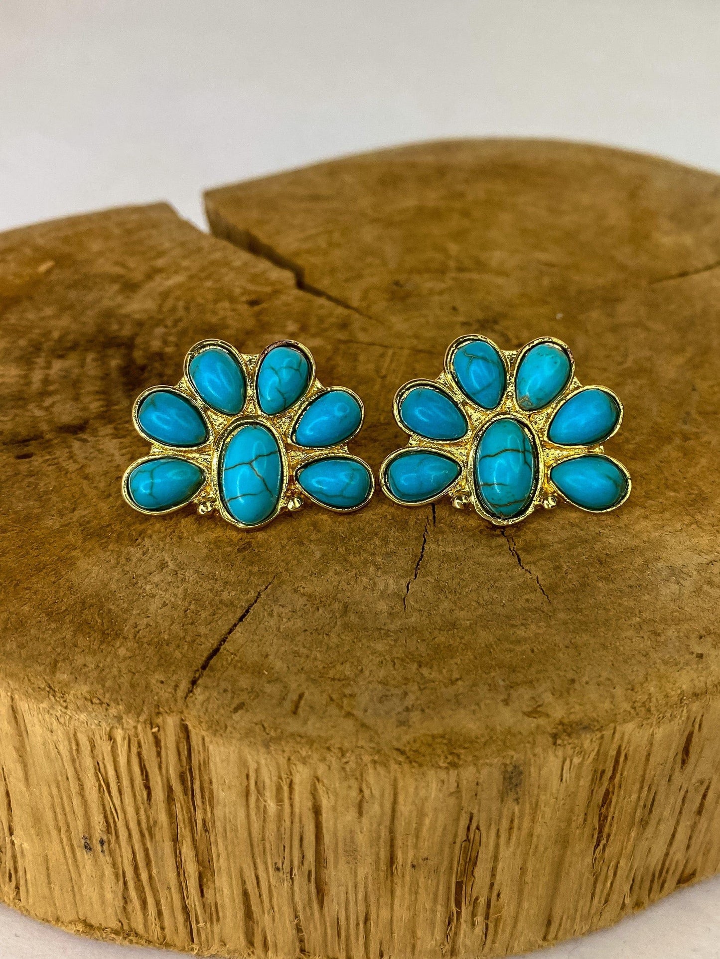 Earrings JoJo Flower Stud Earring