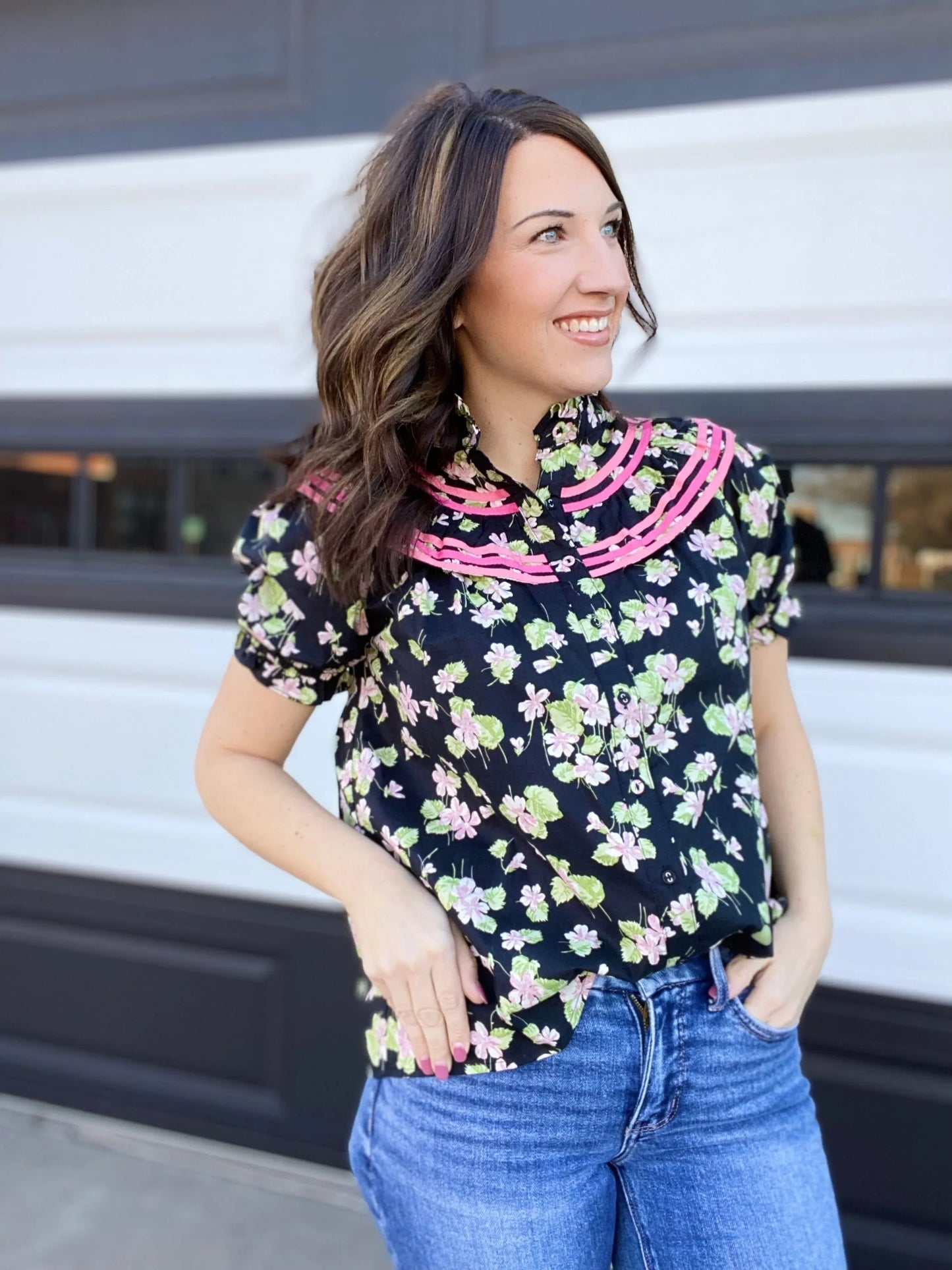 Tops Leena Oversized Collar Blouse