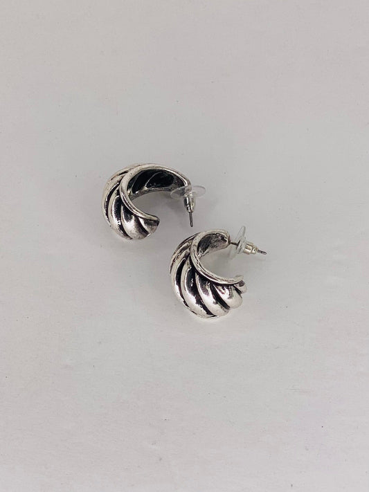 Earrings Nubby Swirl Hoop Sylvie